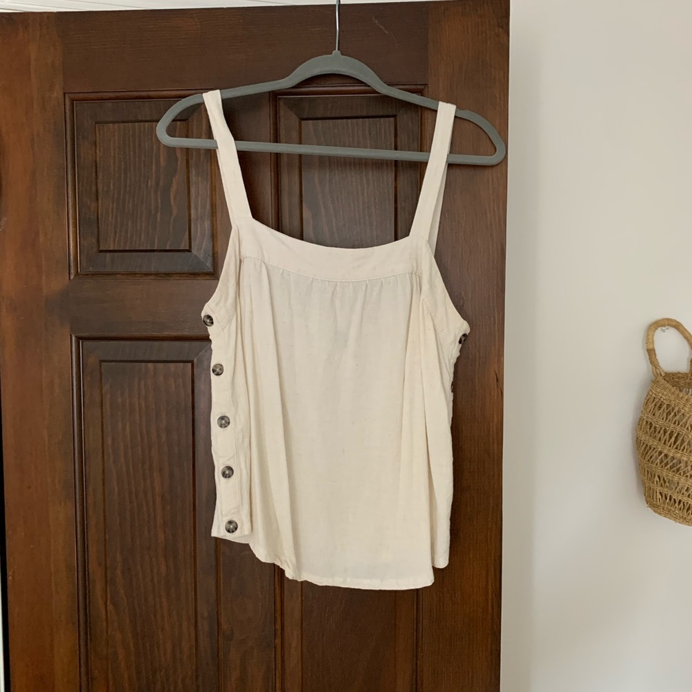 Universal Thread Side Button Tank